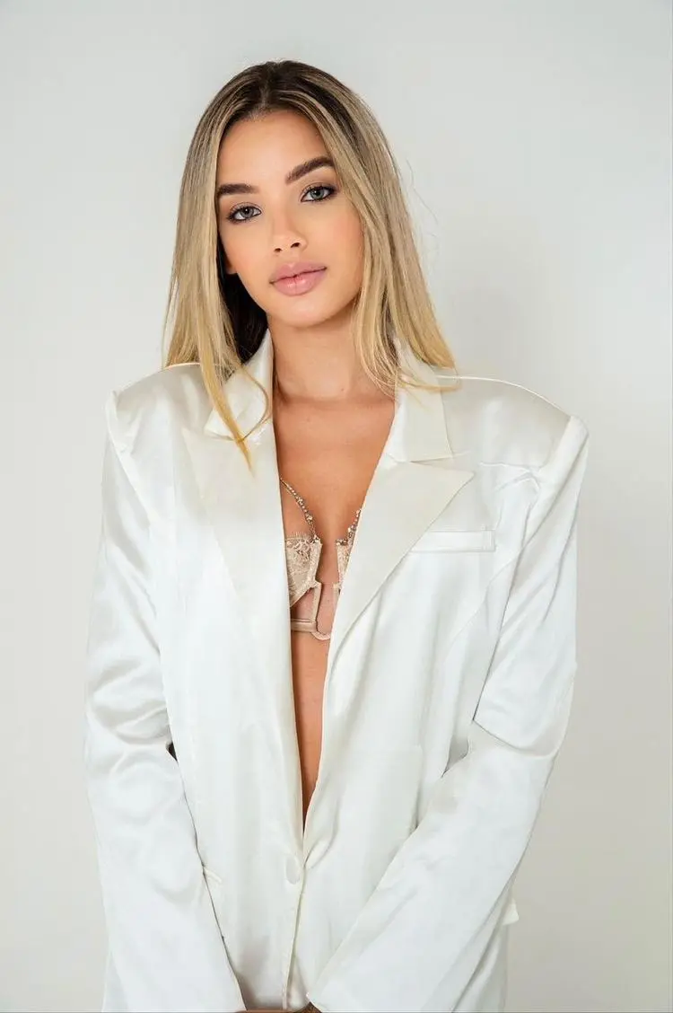 peachy