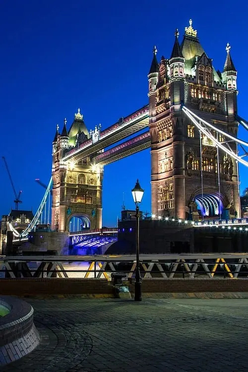 Tower Bridge illuminated at night, London.